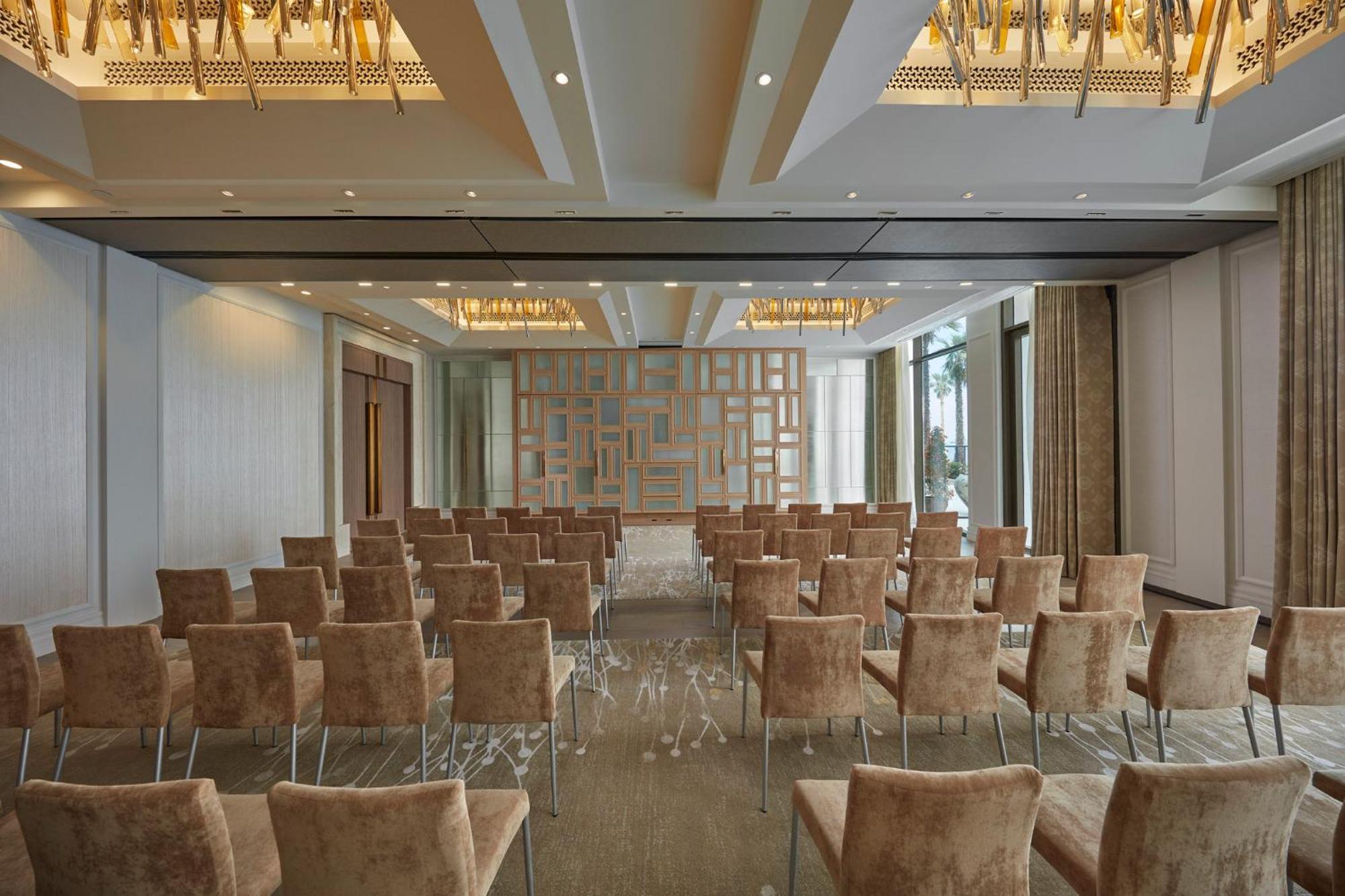 Mandarin Oriental Jumeira, Dubai Bagian luar foto The ballroom