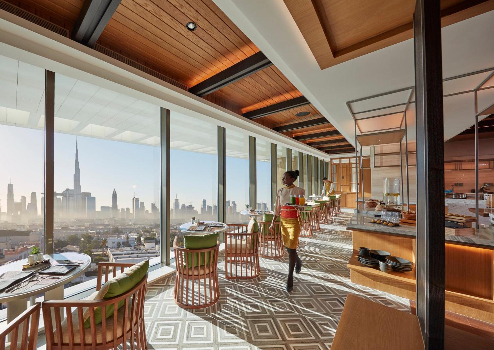 Mandarin Oriental Jumeira, Dubai Bagian luar foto The restaurant