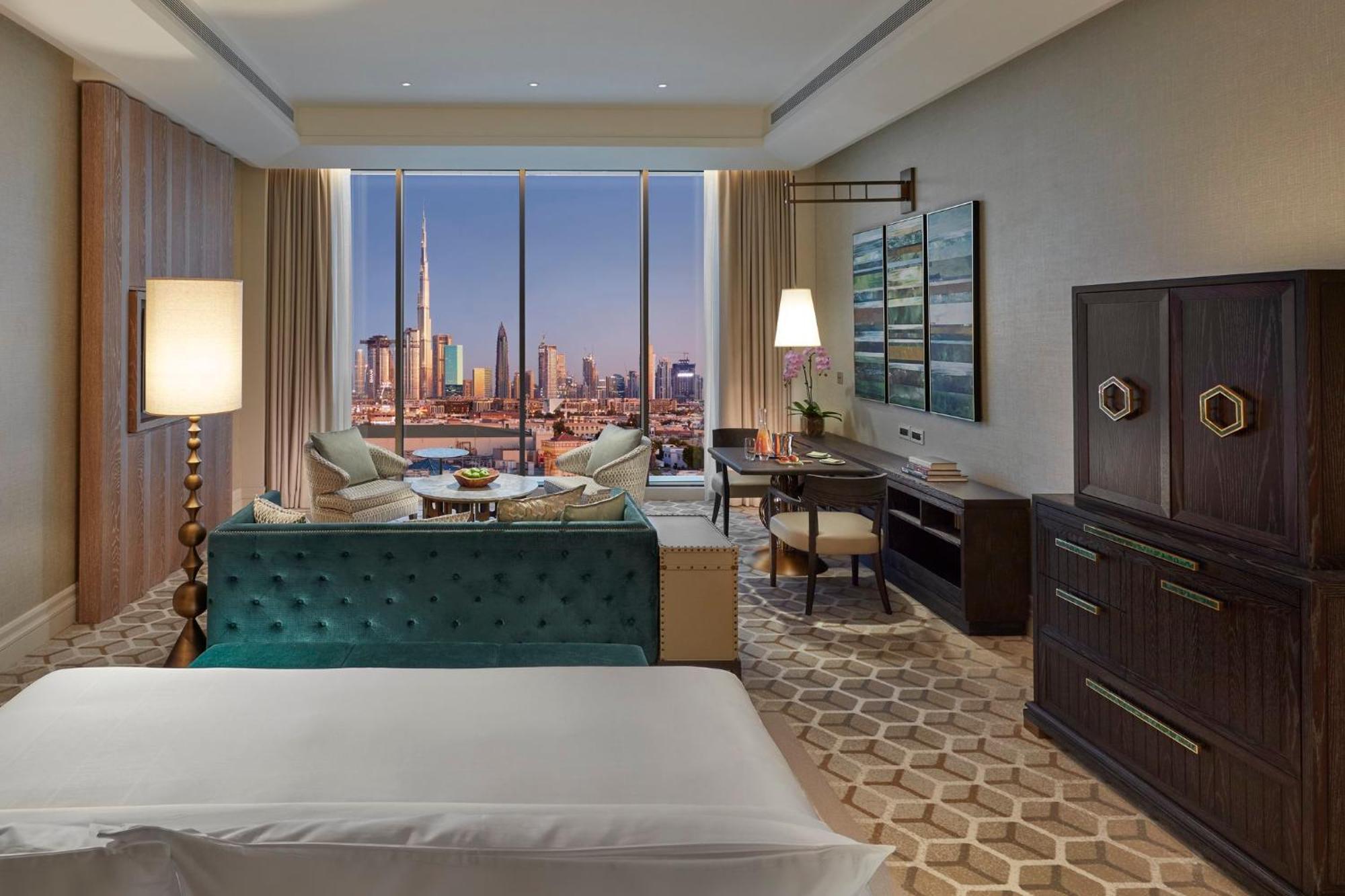 Mandarin Oriental Jumeira, Dubai Bagian luar foto A bedroom at the hotel