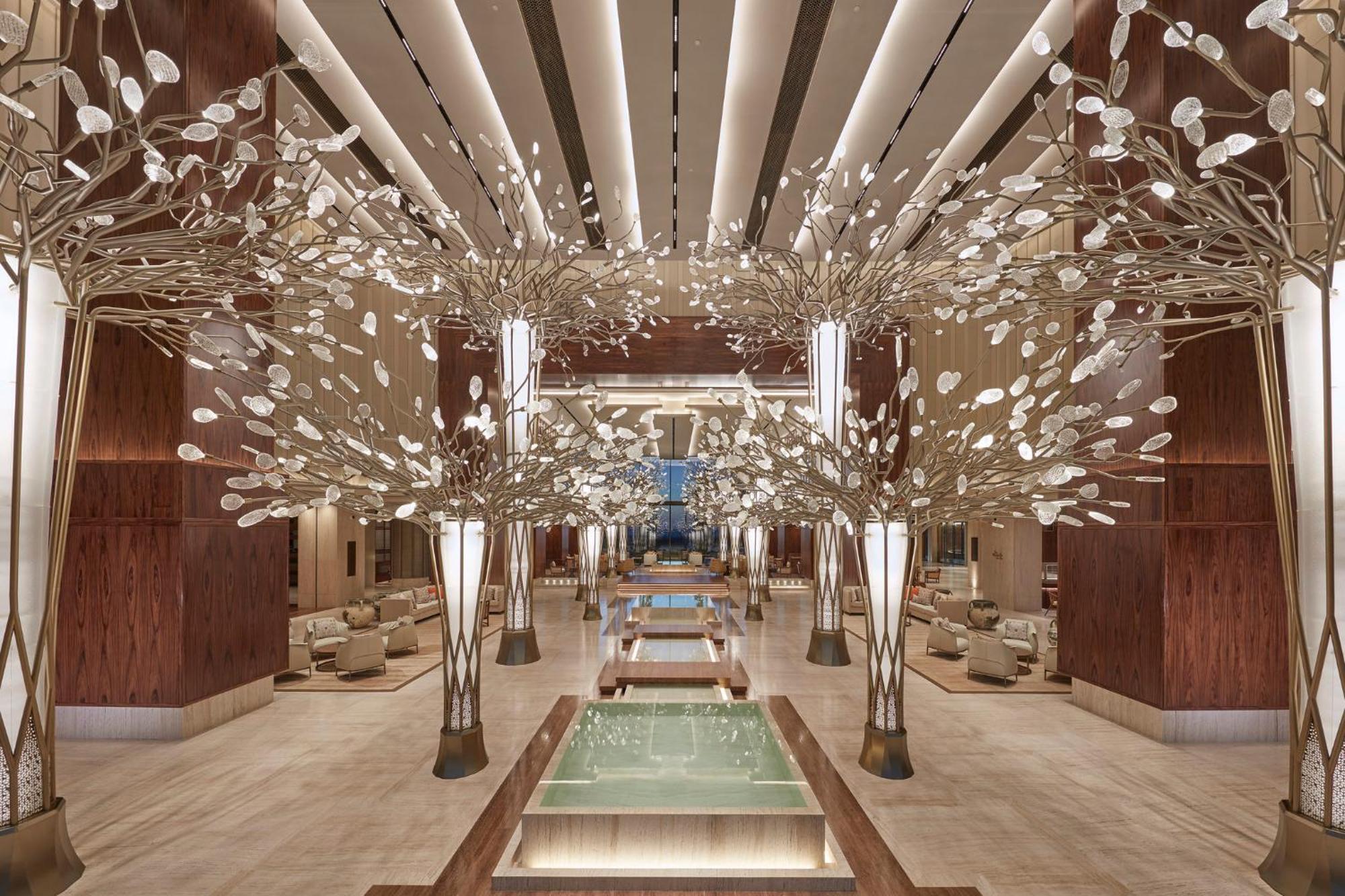 Mandarin Oriental Jumeira, Dubai Bagian luar foto The lobby of the Ritz-Carlton, DIFC