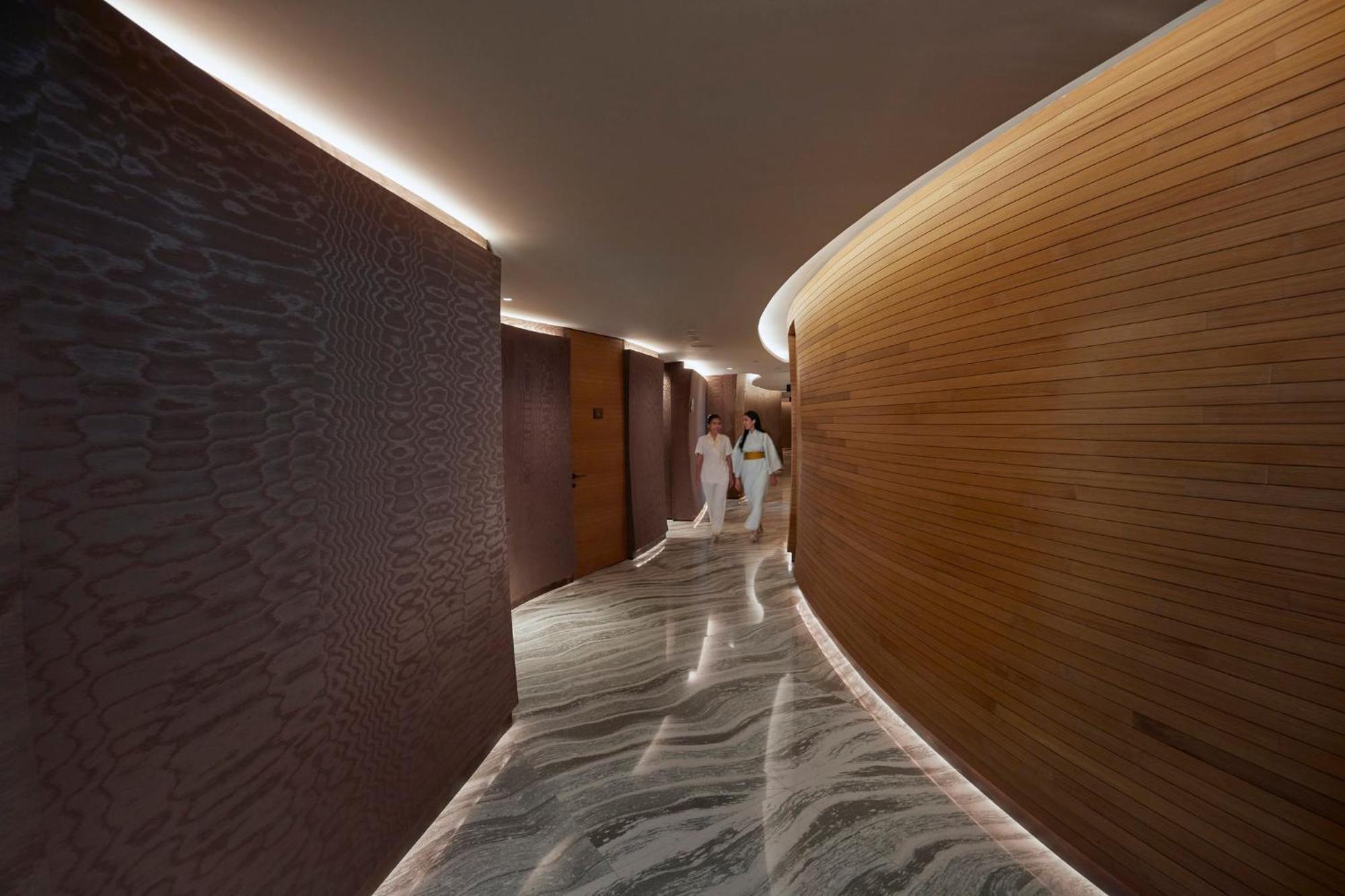Mandarin Oriental Jumeira, Dubai Bagian luar foto The Spa at The Ritz-Carlton, DIFC