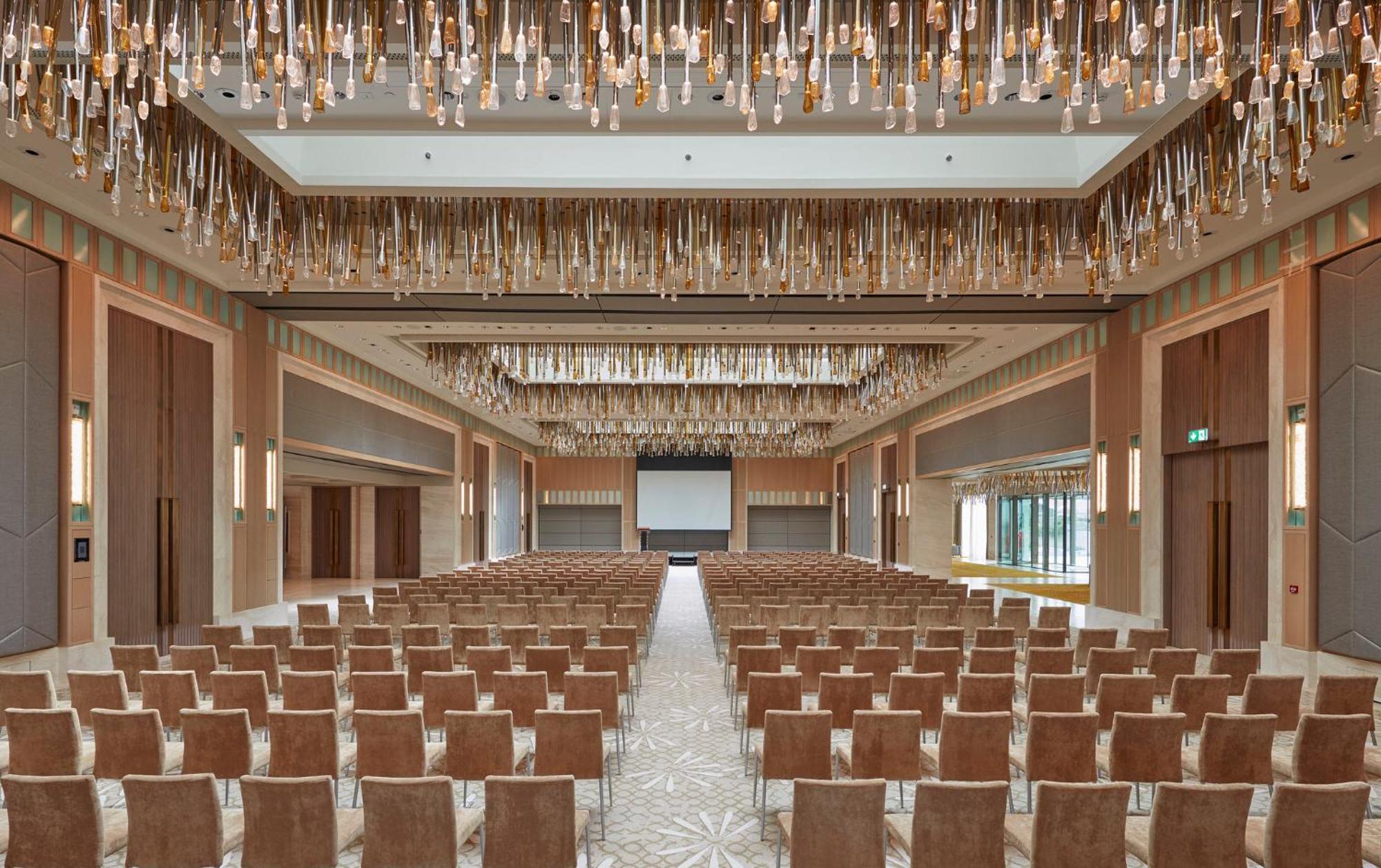 Mandarin Oriental Jumeira, Dubai Bagian luar foto The Grand Ballroom